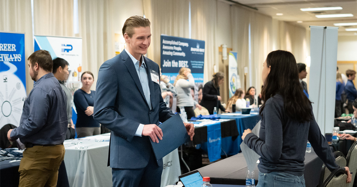 Spring 2024 career fairs connect Western students with hundreds of